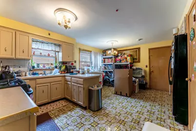 2826 N 72nd Court, Elmwood Park, IL 60707 - Photo 6