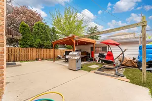 2826 N 72nd Ct, Elmwood Park, IL 60707 - Photo 26