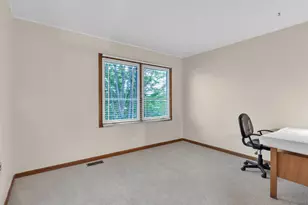 904 Warwick Ln, Lake Zurich, IL 60047 - Photo 28