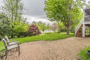 904 Warwick Ln, Lake Zurich, IL 60047 - Photo 34
