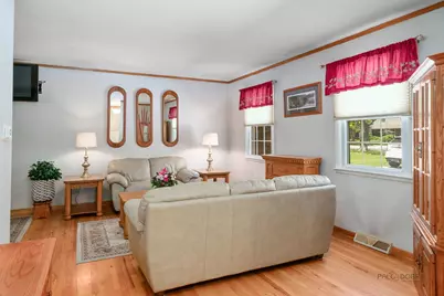 615 E Golf Road, Libertyville, IL 60048 - Photo 6