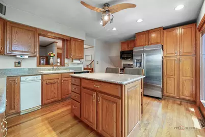 615 E Golf Road, Libertyville, IL 60048 - Photo 16