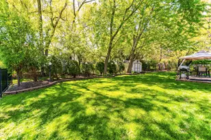 615 E Golf Rd, Libertyville, IL 60048 - Photo 32