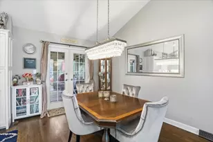 758 7th Ave, Libertyville, IL 60048 - Photo 16