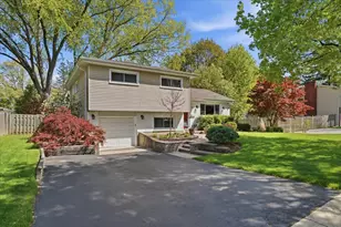758 7th Ave, Libertyville, IL 60048 - Photo 4