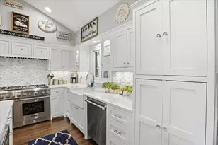 758 7th Ave, Libertyville, IL 60048 - Photo 12