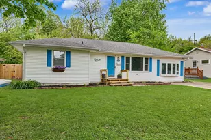 1916 Edison St, Danville, IL 61832 - Photo 4
