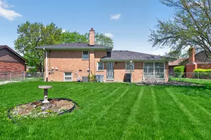 549 E 168th St, South Holland, IL 60473 - Photo 18