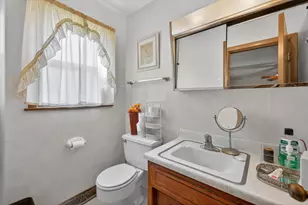 549 E 168th St, South Holland, IL 60473 - Photo 8