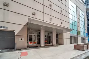 160 E Illinois St, Chicago, IL 60611 - Photo 2