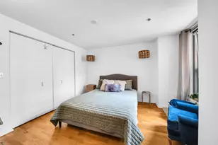160 E Illinois St, Chicago, IL 60611 - Photo 16