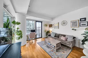 160 E Illinois St, Chicago, IL 60611 - Photo 4
