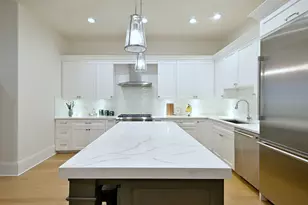 105 S Cottage Hill Ave, Elmhurst, IL 60126 - Photo 16