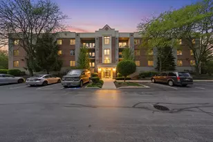 7841 W 157th St, Orland Park, IL 60462 - Photo 2