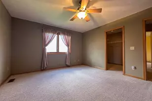 2535 Mary St, Belvidere, IL 61008 - Photo 12