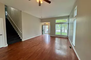 871 Taralon Trail, Lake in the Hills, IL 60156 - Photo 4