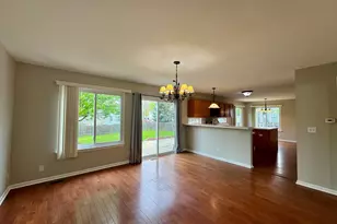 871 Taralon Trail, Lake in the Hills, IL 60156 - Photo 6
