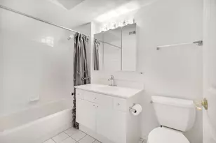 7011 W Touhy Ave, Niles, IL 60714 - Photo 14