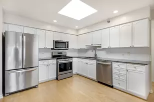 7011 W Touhy Ave, Niles, IL 60714 - Photo 4
