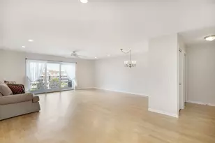 7011 W Touhy Ave, Niles, IL 60714 - Photo 6