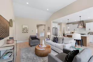 12215 Copper Ridge Dr, Lemont, IL 60439 - Photo 2