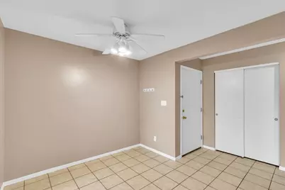 1909 Melrose Drive #B, Champaign, IL 61820 - Photo 12