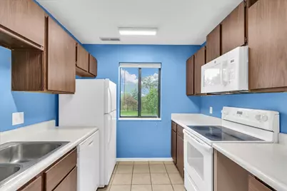 1909 Melrose Drive #B, Champaign, IL 61820 - Photo 16