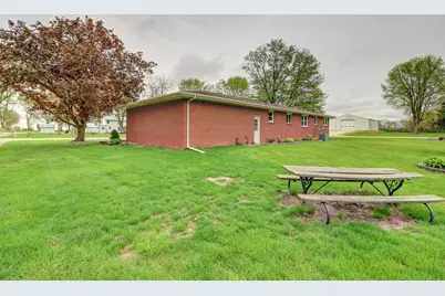 310 E 3rd Street, Tampico, IL 61283 - Photo 4
