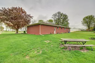 310 E 3rd St, Tampico, IL 61283 - Photo 4
