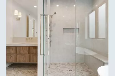 2429 N Rockwell Street, Chicago, IL 60647 - Photo 16