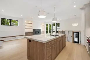 2429 N Rockwell St, Chicago, IL 60647 - Photo 14