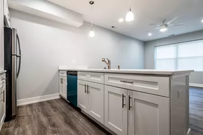 3579 W McLean Avenue, Chicago, IL 60647 - Photo 14