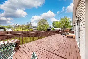 409 Hillcrest Ln, Lombard, IL 60148 - Photo 26