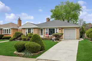 624 S Madison Ave, La Grange, IL 60525 - Photo 1