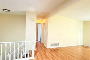 653 Ziegler Dr, Grayslake, IL 60030 - Photo 10