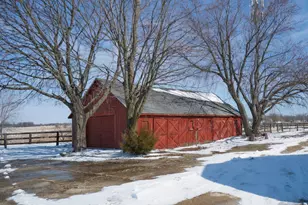42W534 Empire Rd, Saint Charles, IL 60175 - Photo 10