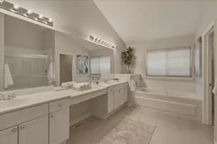 1524 Woodbury Cir, Gurnee, IL 60031 - Photo 4