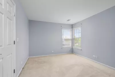 239 Pawtucket Avenue, Elgin, IL 60124 - Photo 26
