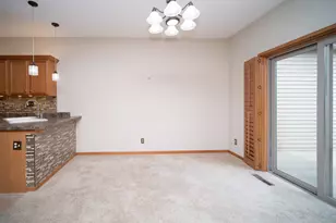 1432 Brady Ln, Rockford, IL 61108 - Photo 10