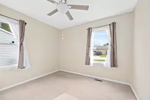 625 Lynn Ave, Romeoville, IL 60446 - Photo 12