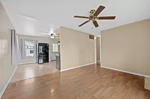 625 Lynn Ave, Romeoville, IL 60446 - Photo 6