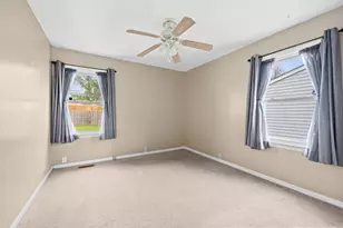 625 Lynn Ave, Romeoville, IL 60446 - Photo 14