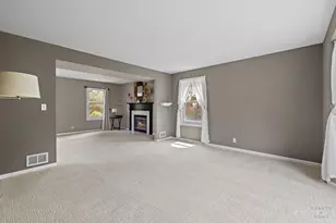 75 Hampton St, Cary, IL 60013 - Photo 14