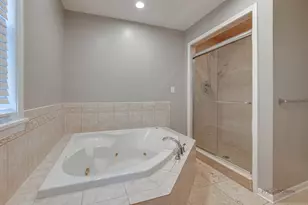 85 Kingman Ln, Hoffman Estates, IL 60169 - Photo 28