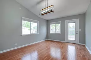 85 Kingman Ln, Hoffman Estates, IL 60169 - Photo 18