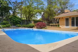 1213 Douglas Terrace, Dixon, IL 61021 - Photo 6