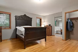 904 Glen Oak Dr, Sleepy Hollow, IL 60118 - Photo 14