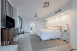 21 E Huron St, Chicago, IL 60611 - Photo 14