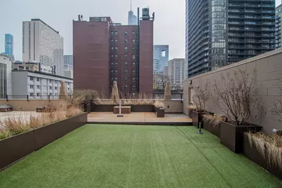 21 E Huron Street #2705, Chicago, IL 60611 - Photo 32