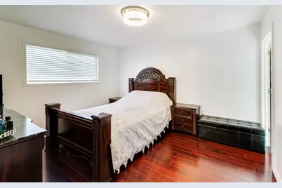 2215 Bradford Drive, Wheaton, IL 60189 - Photo 12